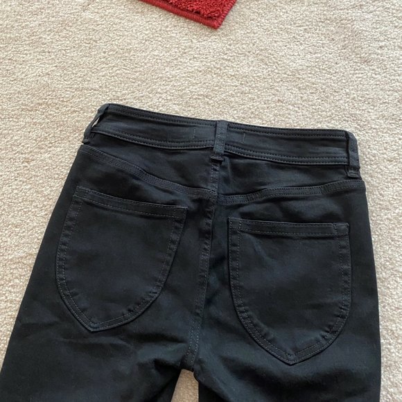 Free People W 24 So Chic Biker Shorts Raw Edge Fringe Hem - Picture 8 of 10